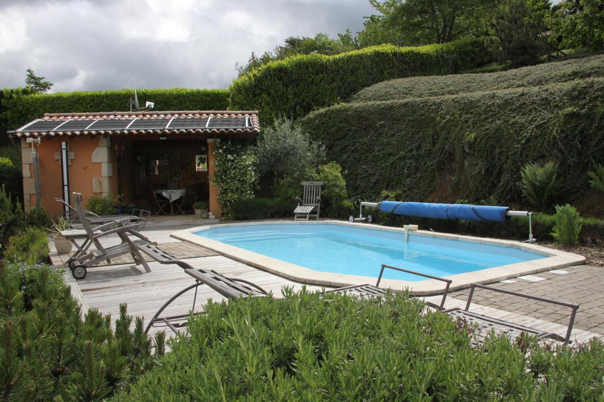 Bed and Breakfast La Bastide De Fontaille Saint-Félicien Exteriér fotografie